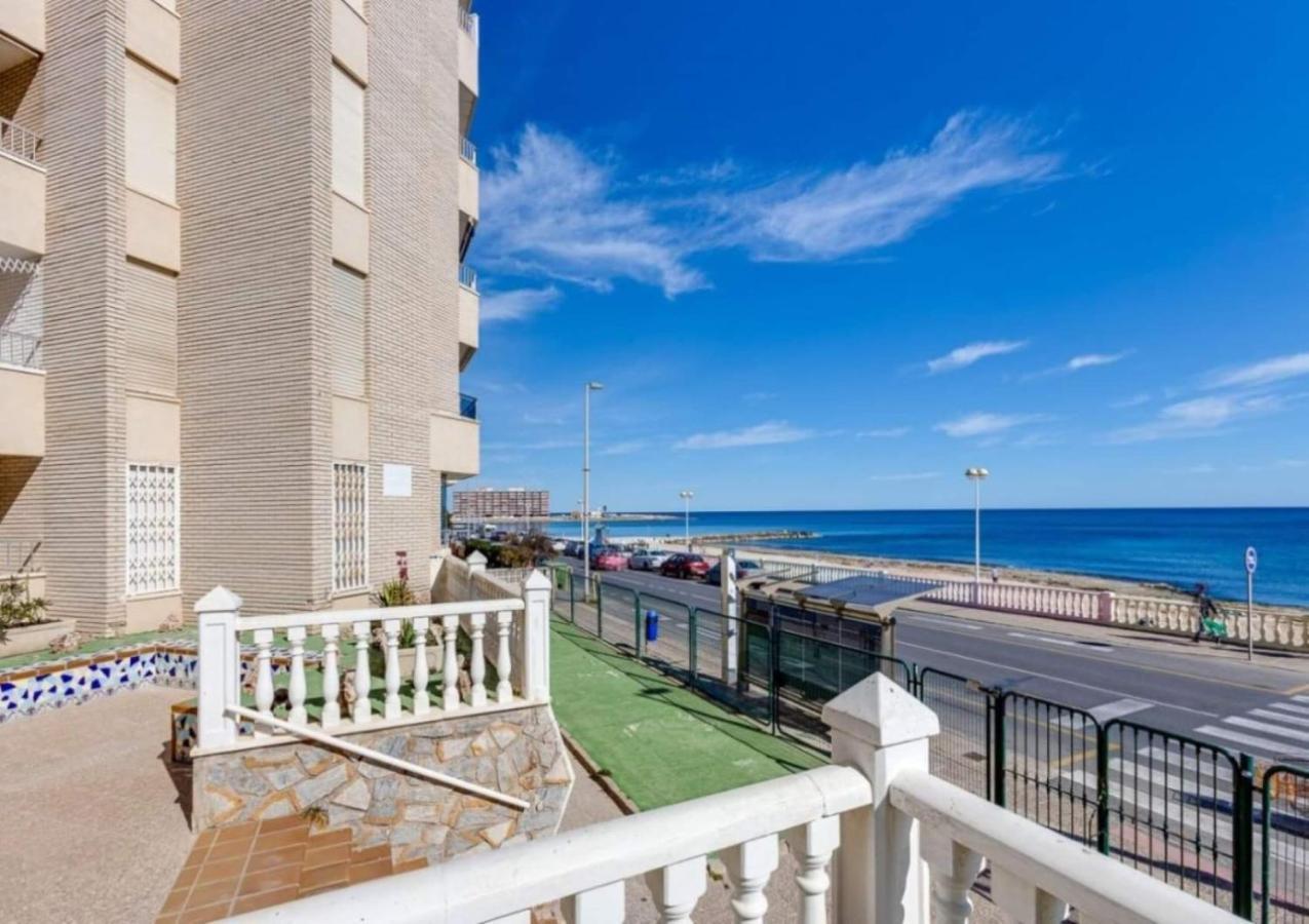 Apartament Lemon Torrevieja Exteriör bild